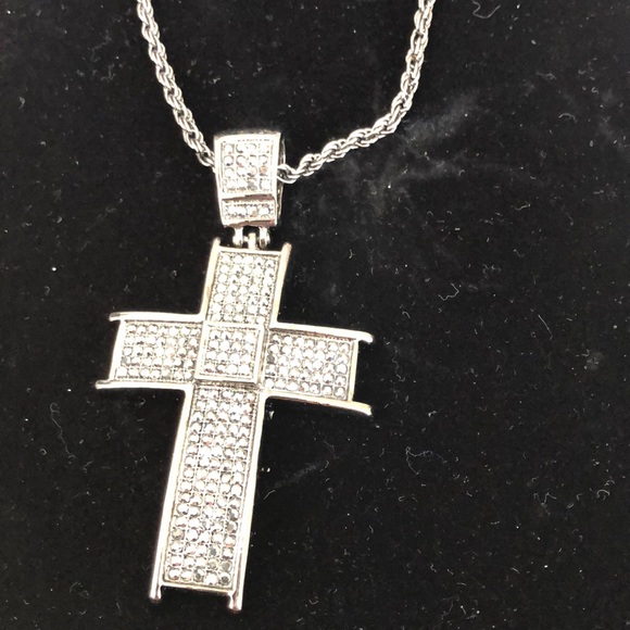 Dark silver CZ cross necklace - Picture 4 of 5